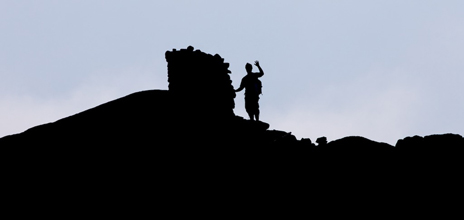 En hälsning från Storvigelns topp. Foto: Naturcentrum AB.